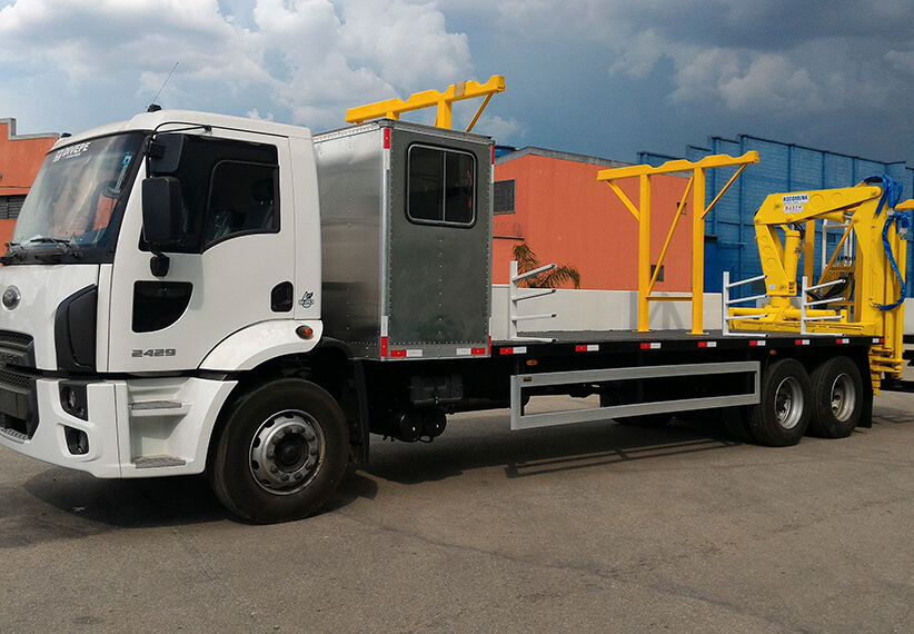 4truck-customizados-cabines-suplementares-ford-cargo-2429-1